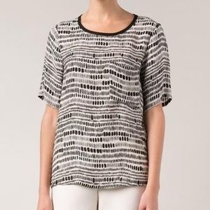 VINCE Black and White Short-Sleeve Blouse